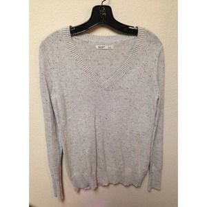 SOLD! ❌ Taupe/multi slouchy v-neck sweater ⭐