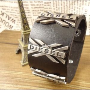 Wide leather cuff