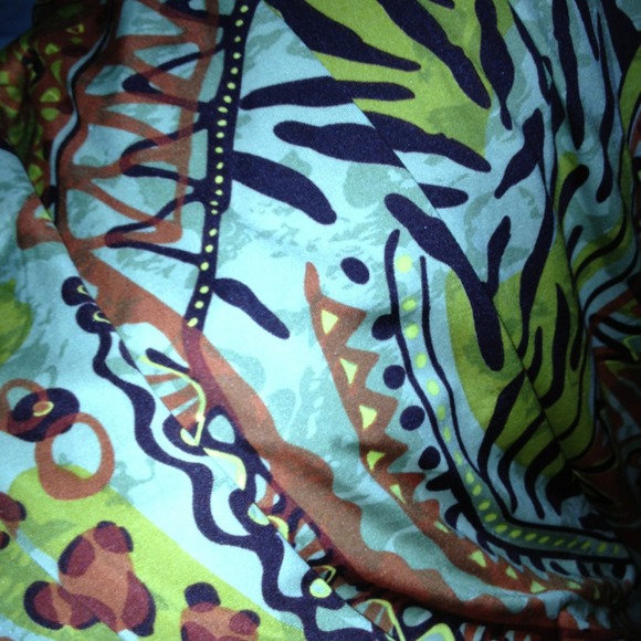 tunic - Picture 2 of 2