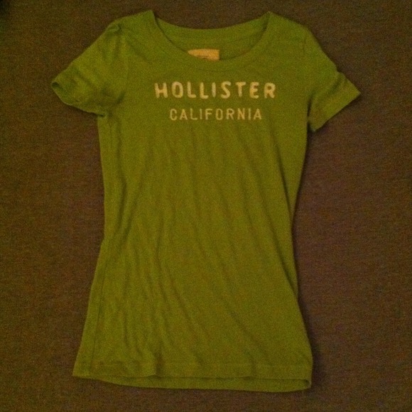 Hollister Tshirt