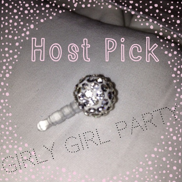 ⭐️HOST PICK⭐️Brand new dust cover