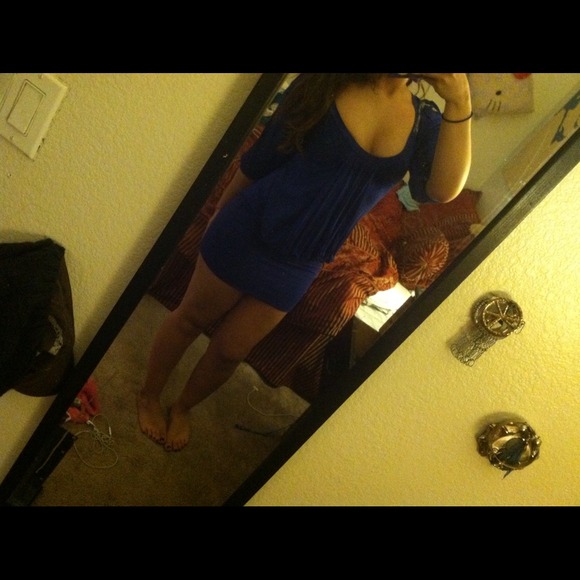 Royal blue dress, forever 21. - Picture 2 of 3