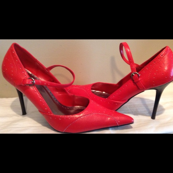 *****Radiant Red Delight....GLAM 105