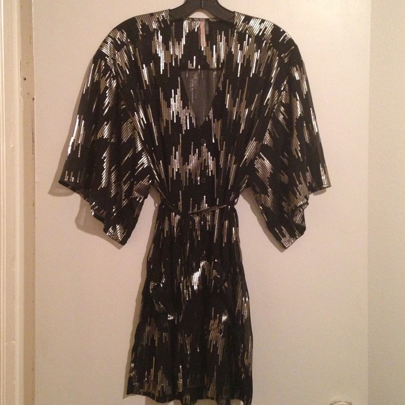 Black and gold shirt dress