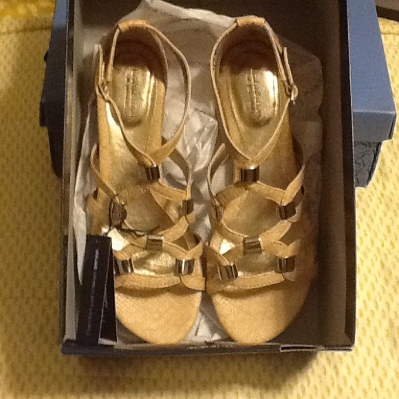 Shoes - Picture 1 of 2