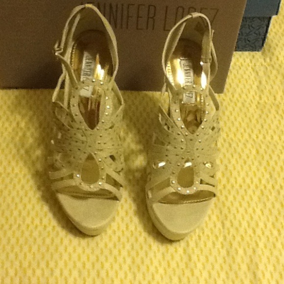 Cute dress shoes - Picture 2 of 3