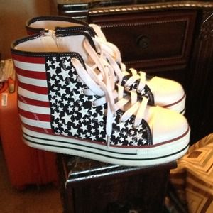 United state flag platform sneakers