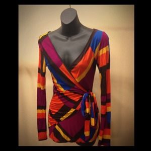 Cross over multi colored top!