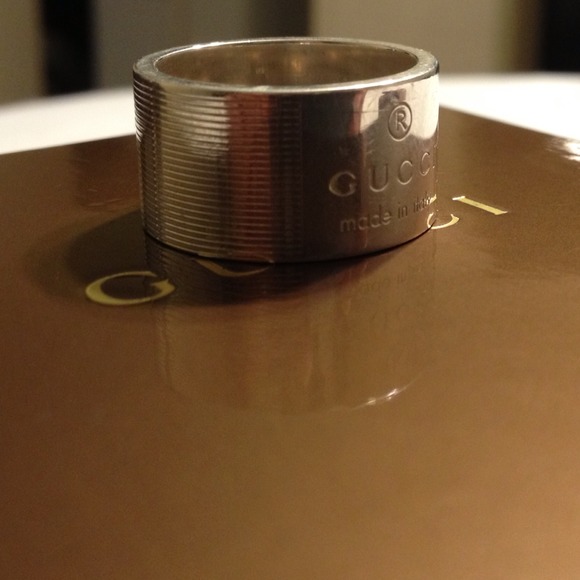 🚫🚫🚫SOLD Authentic Men's Gucci Ring🚫🚫🚫🚫 - Picture 4 of 4