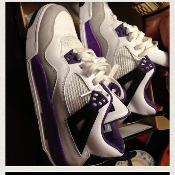 Jordan retro 4s !