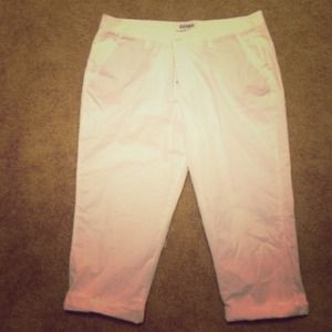 White boyfriend capris. Size 12