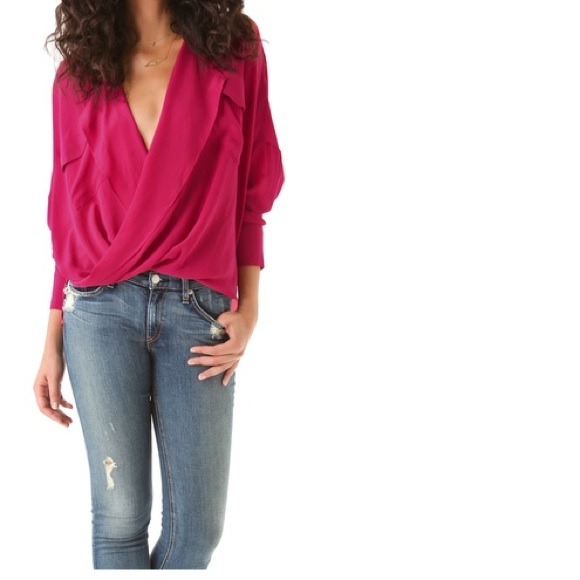 ❌SOLD IN BUNDLE❌ Sheer Draped Top - Picture 4 of 4