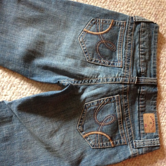Jeans - Picture 3 of 3