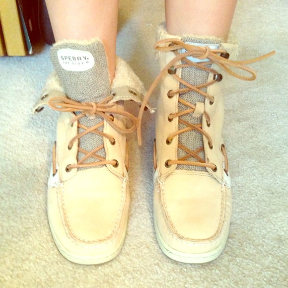 Sperry topsider boots