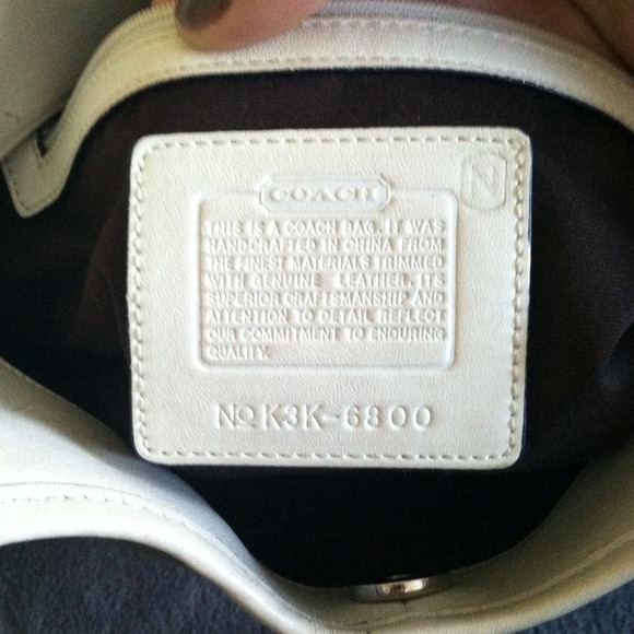 ❗ REDUCED 75%❗light blue & white leather Coach bag - Picture 3 of 4