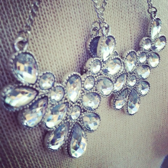 NEW! The most glamorous earrings! SHIMMER! SHINE! - Picture 2 of 4