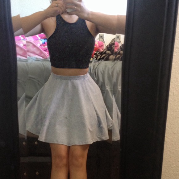 SOLD! Black racer front crop top - Picture 3 of 4