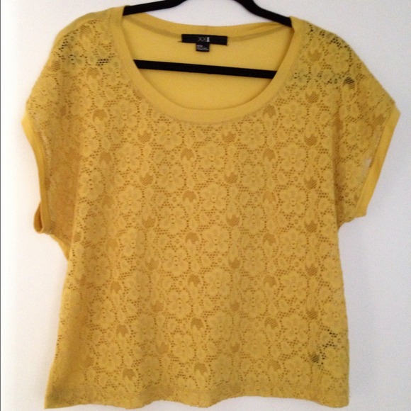 Forever 21 Mustard Yellow Lace Top - M