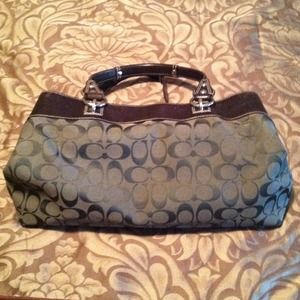 Coach purse-forest green, excellent condition