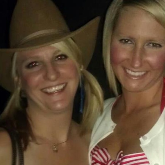 Halloween costume - Picture 4 of 4