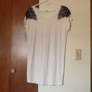 White tunic dress shirt! 🎀