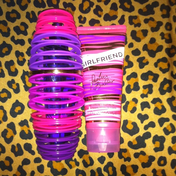 justin biebers girlfriend body wash and perfume