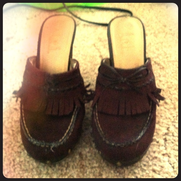 Cute heels trade only pleas