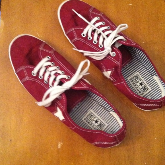 Converse One Star Low Tops