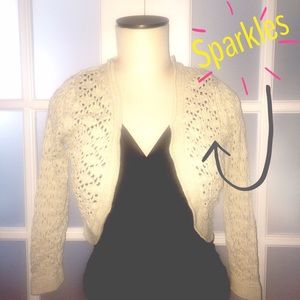 🎉30% off bundles🎉Tan shrug.