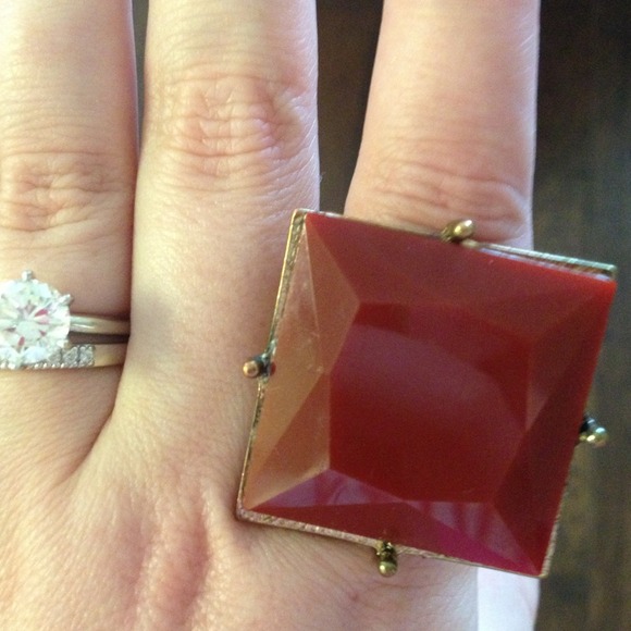 STATEMENT MAKER!SQ COCKTAIL RING,BLOOD ORANGE
