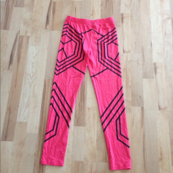 X SOLD X Printed leggings!