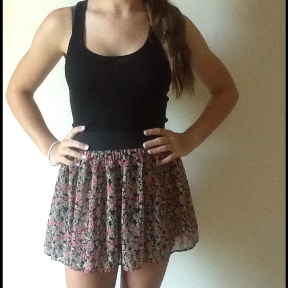 Forever 21 floral skirt