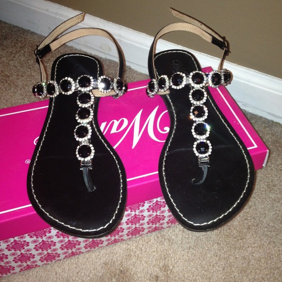 Price ✂️ Wanted sz 7