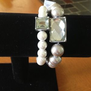 Set of 2 stretch bracelets