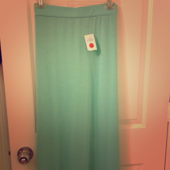 💖Long Mint green skirt💖