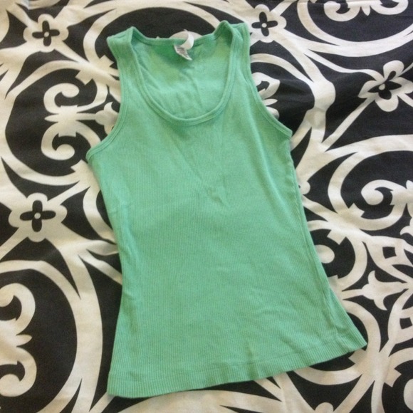 Mint green tank top !