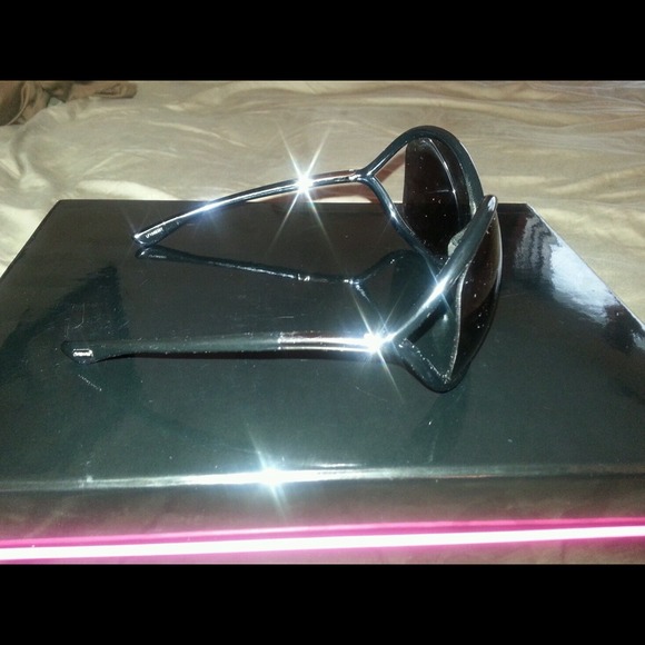 Tom Ford Sunglasses main image 3