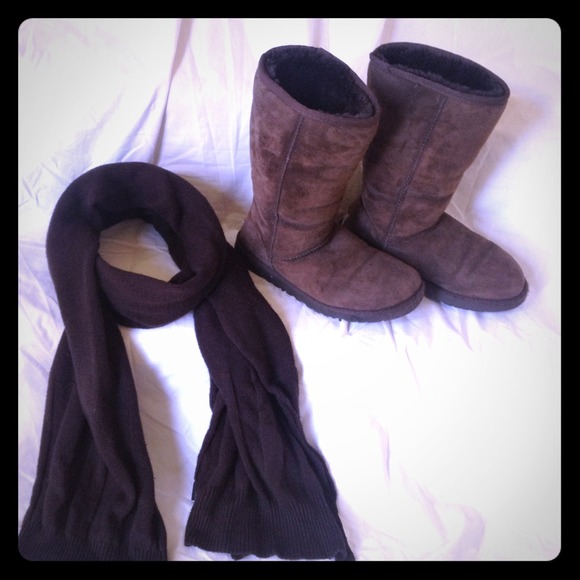 💰BUNDLED💰UGG® Chocolate Brown Boots