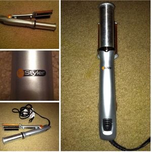<ON HOLD> In-Style straightener/curler!