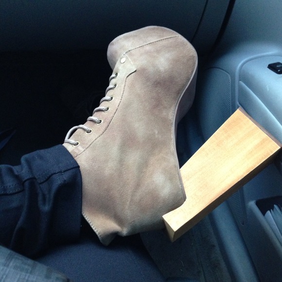 Jeffrey Campbell Shoes