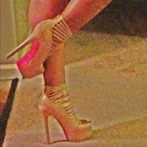 Christian Louboutin Zoulou