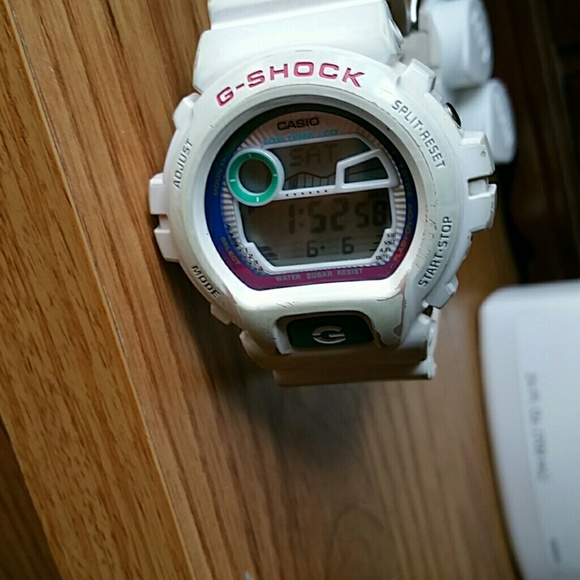 Used at u can see in the pic but still work gshock - Picture 2 of 2