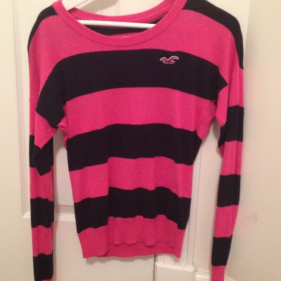 Hollister sweater