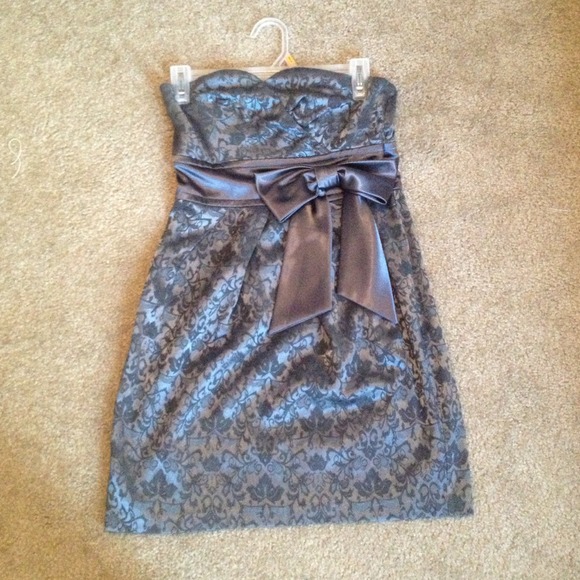 Gray dress