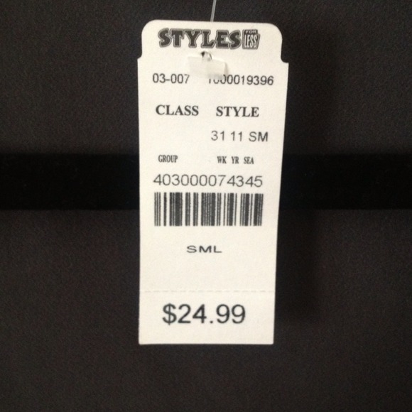 ❌❌SOLD ✨BUNDLED✨ - Picture 2 of 2