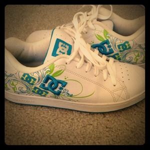 Dc Shoes * Like New MAKE ANY OFFER