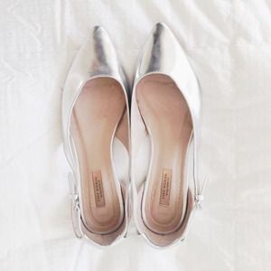 Zara Shoes - reserved for @bellalopez - Zara Silver Flats Zara Shoes - reserved for @bellalopez - Zara Silver Flats