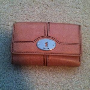 Fossil foldable wallet