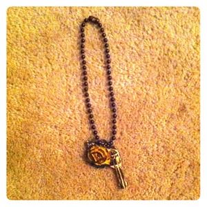 "Guns & Roses" vintage necklace