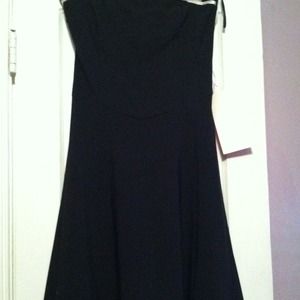 Black strapless dress